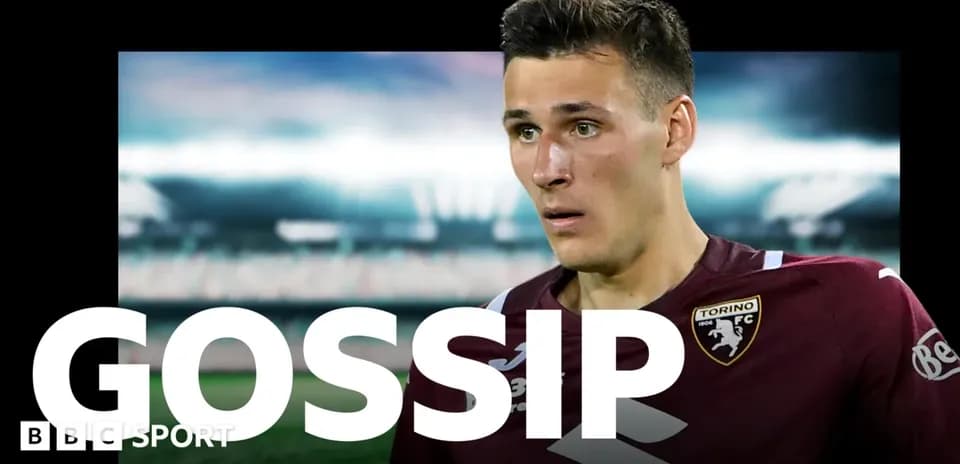 Player in Torino FC kit during match action