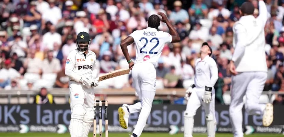 Jofra Archer celebrating after bowling a wicket