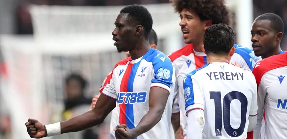 Crystal Palace players celebrating a goal