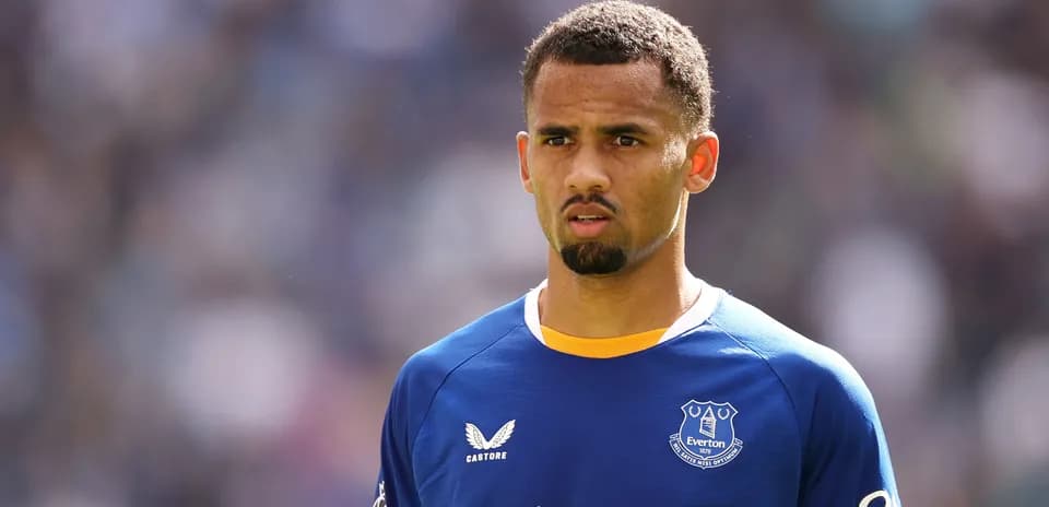 Player in Everton kit during match preparation