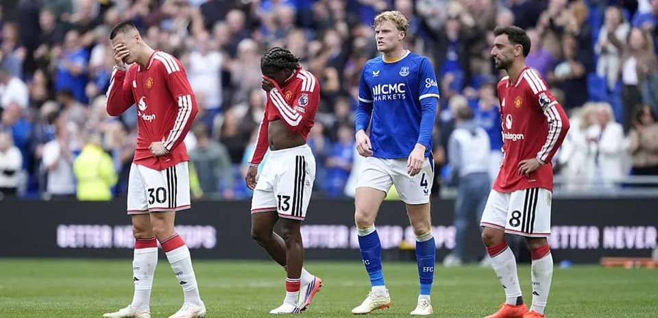 Manchester United players after a match against Everton