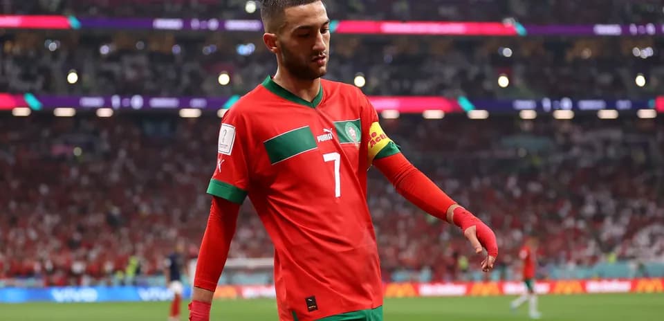 Hakim Ziyech walking off the field during match