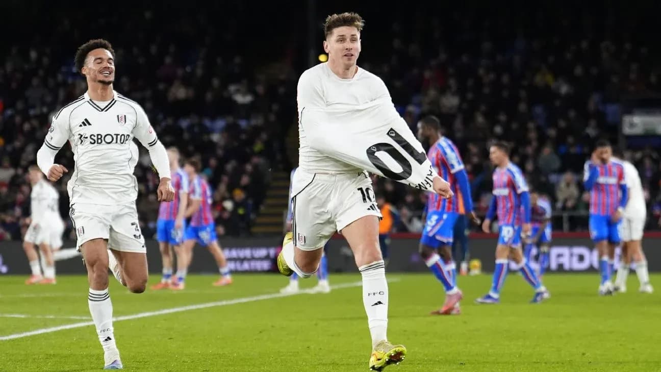 Fulham players celebrating during Premier League match