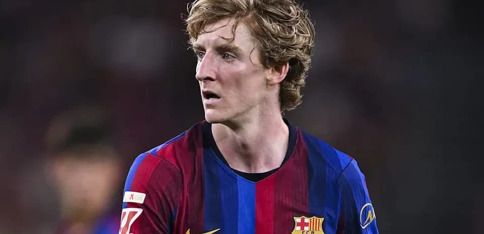 Player wearing FC Barcelona kit during match