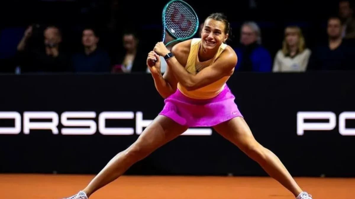 Tennis player preparing to hit a backhand shot
