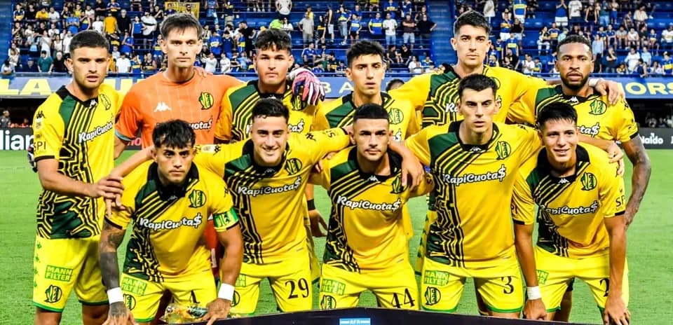 Team posing for photo before the match