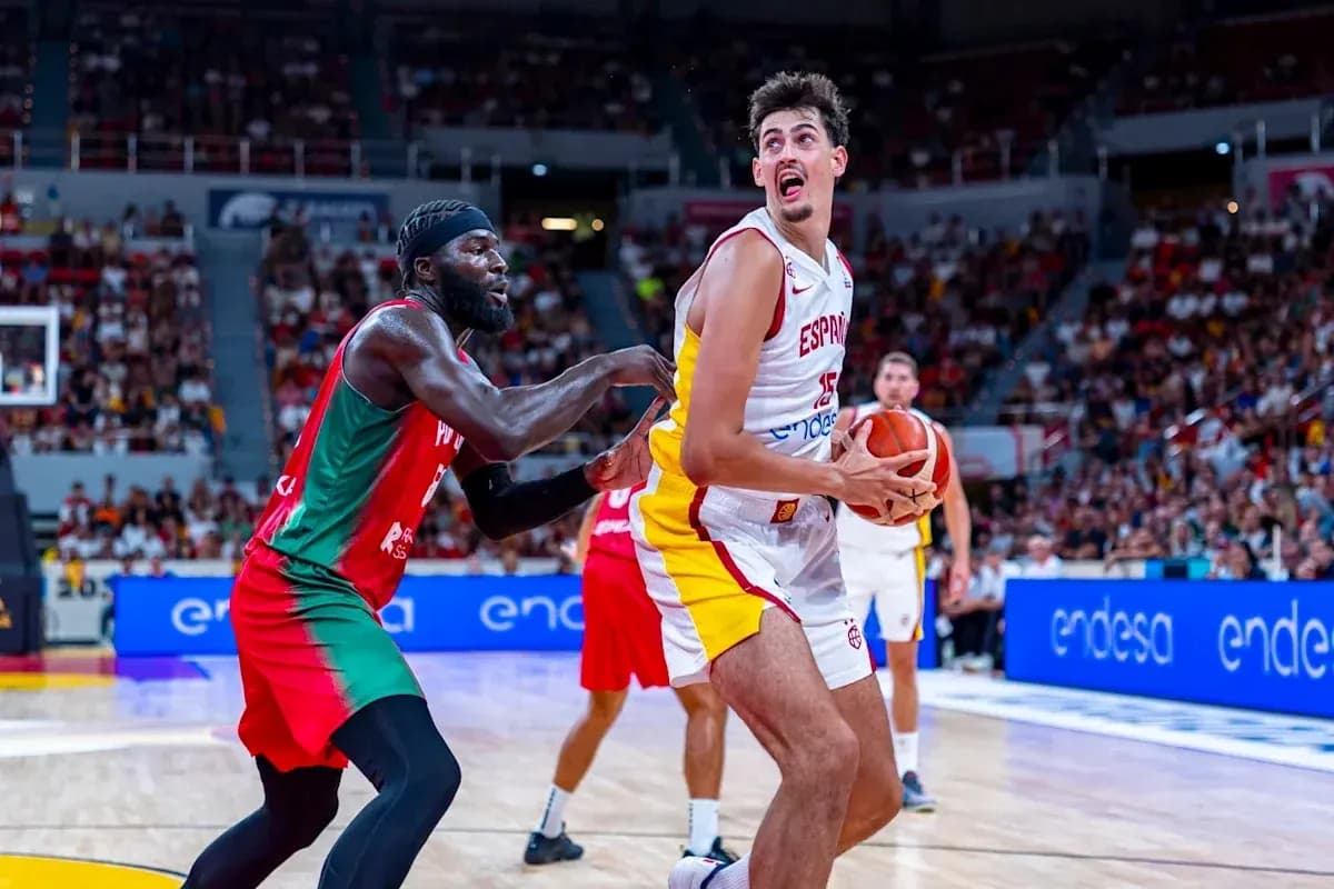 Player from Spain holding the basketball during game