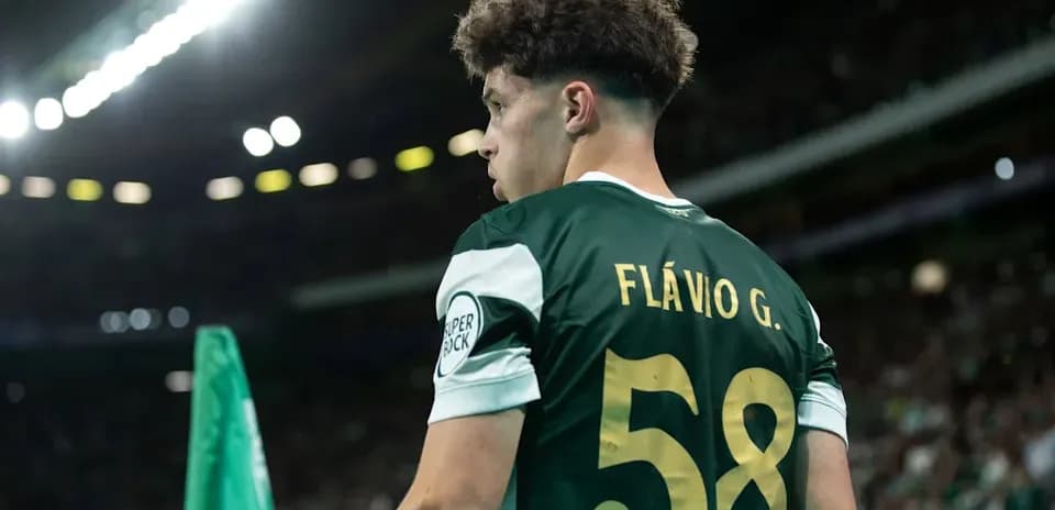 Player Flávio G. wearing jersey during match