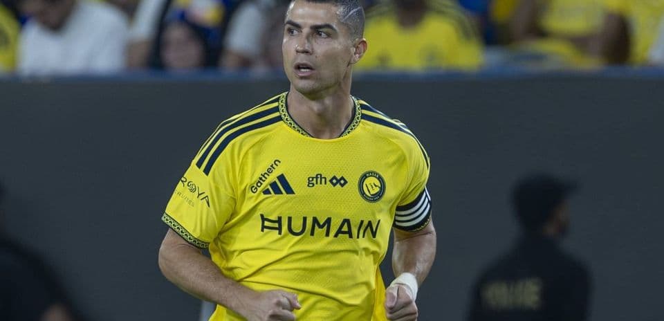 Cristiano Ronaldo Honors Saudi Arabia with Scarf Gesture After Scoring 981st Career Goal in AFC Champions League