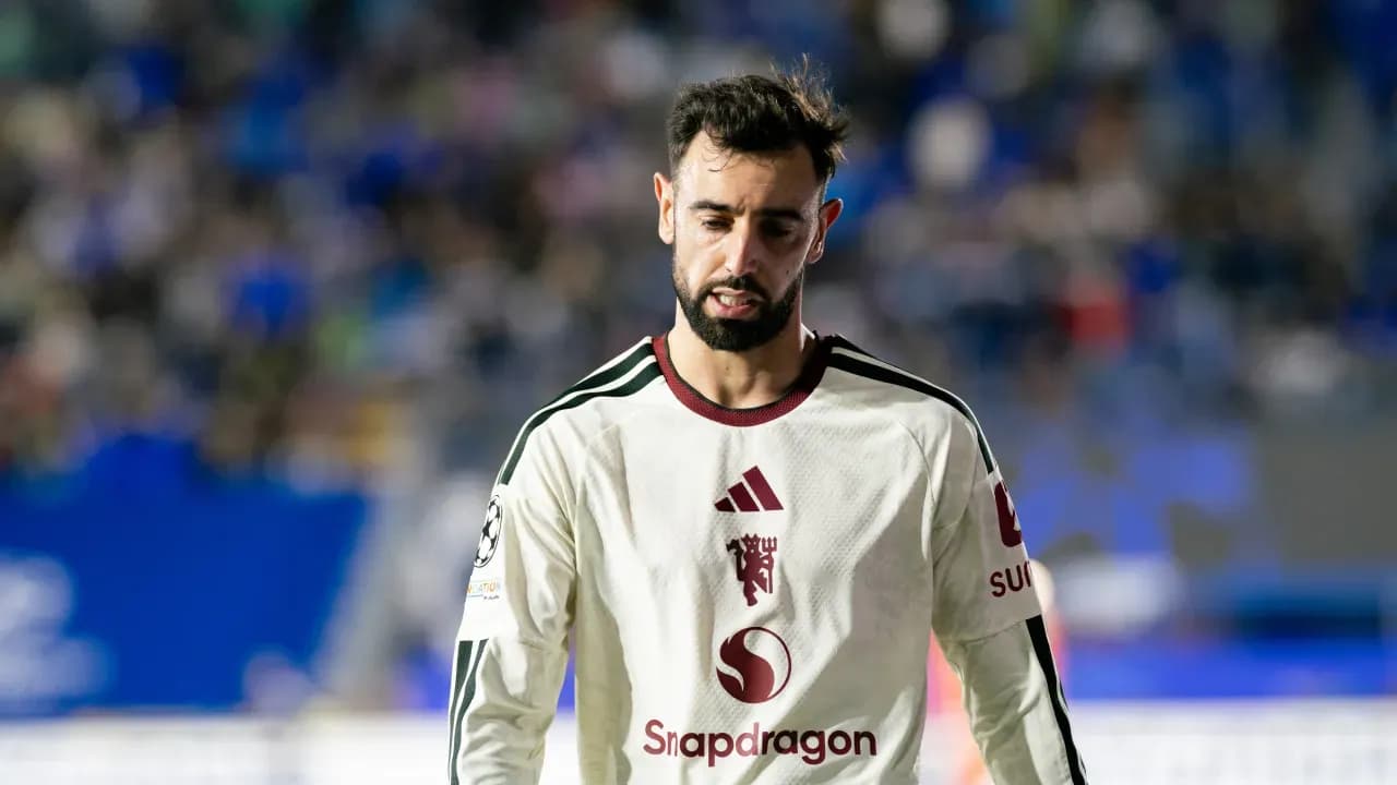 Bruno Fernandes Questions Michael Carrick's Tactics After Man United's Loss to Como