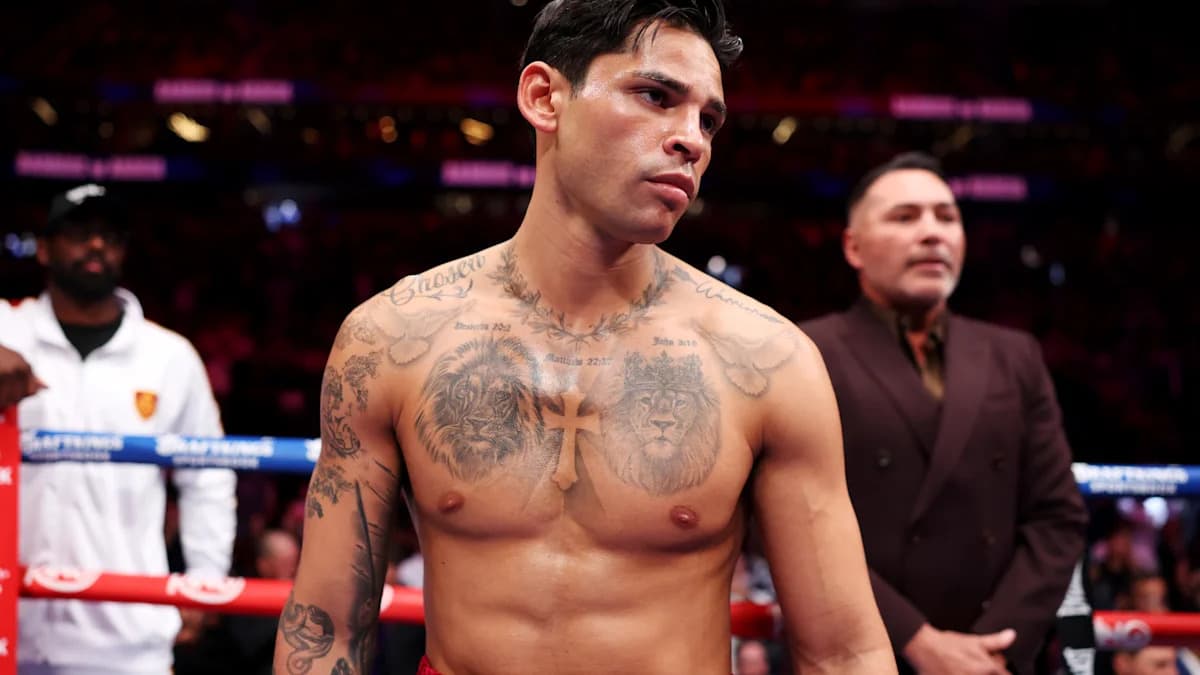 Oscar De La Hoya Questions Ryan Garcia's Move to Dana White After Current Deal Ends