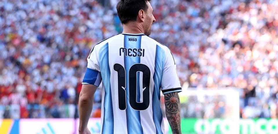 Lionel Messi Exits International Football with Poise, Unlike Cristiano Ronaldo