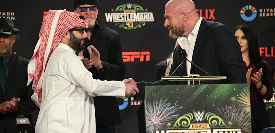 WWE Officials Interpret Turki Alalshikh’s Canelo Alvarez Remarks as a Critique of TKO Amid Crown Jewel Concerns