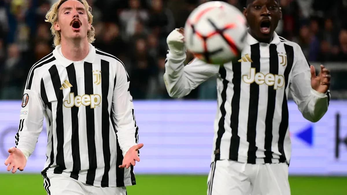 Juventus players reacting during a match Juventus players reacting during a match