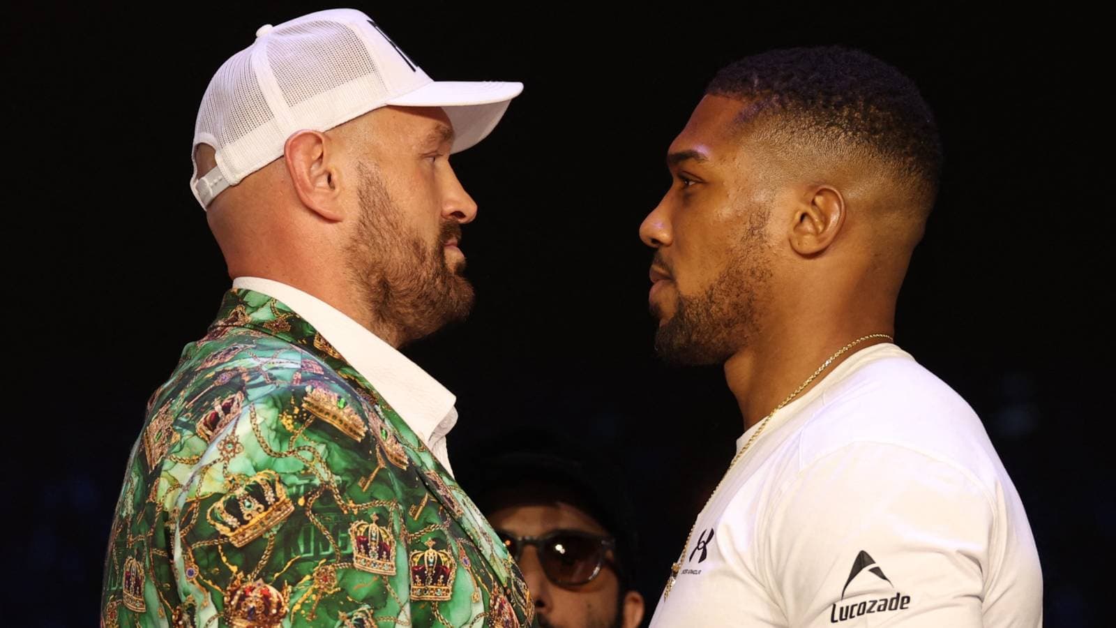 Anthony Joshua Accepted Massive Pay Cut to Secure Tyson Fury Fight in UK Anthony Joshua Accepted Massive Pay Cut to Secure Tyson Fury Fight in UK