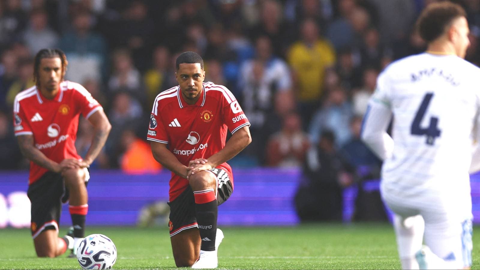 Six Premier League Players Opt Out of Taking the Knee This Weekend Six Premier League Players Opt Out of Taking the Knee This Weekend